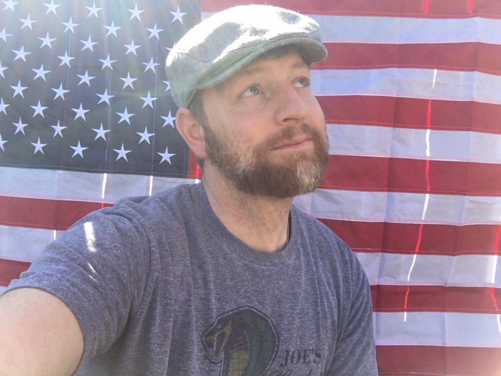 joes_hamburgers's tweet photo. #americanartattack #patronicity Thumbs Up America
Show your Patronicity !!! https://t.co/OLmRLMIfX0