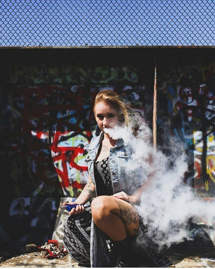 CannonballVapes's tweet photo. "We're like diamonds in the sky" @Littlemrscarpenter ๐๐ค๐๐จ ๐ธ By @tyycreations
-
#TeamVML #VapemodelsLiquid #Vapemodโฆ https://t.co/YA7CMtRDyN