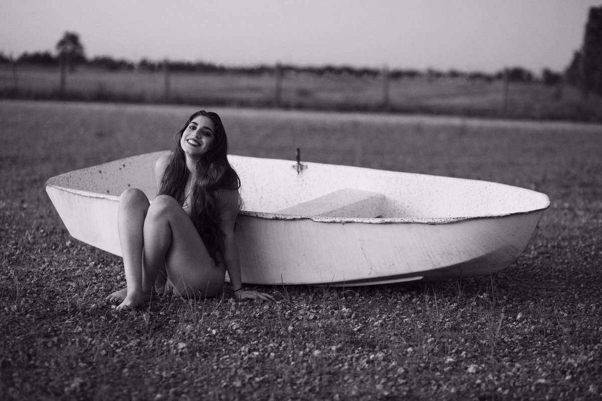 mpeschiera3's tweet photo. "why don't your models ever smile?" OK FINE HERE! I promise they're not always miserable!!!! https://t.co/aLwAbofrgu