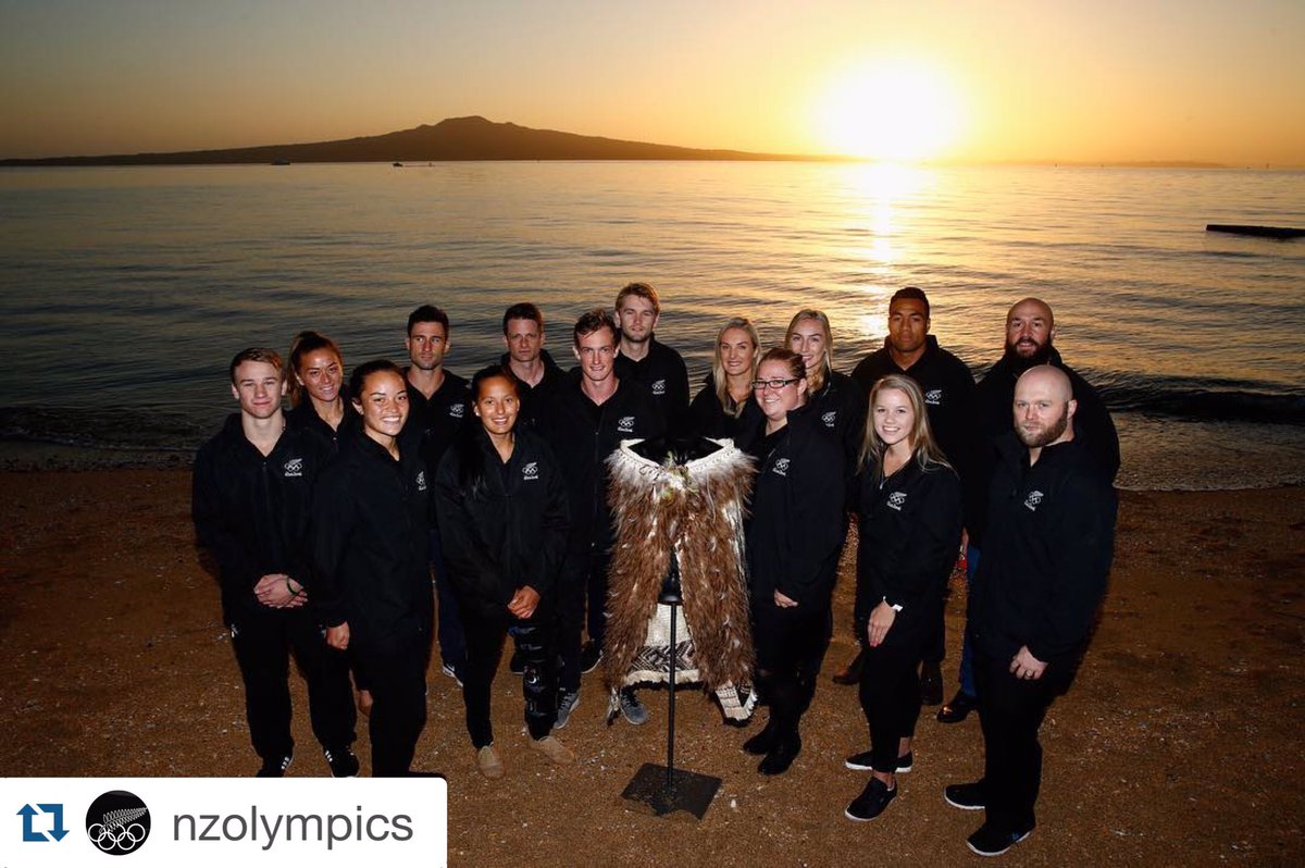 Awesome morning with @nzolympics  welcoming in the sunrise to mark #100daystogo

#betheinspiration #RoadtoRIO