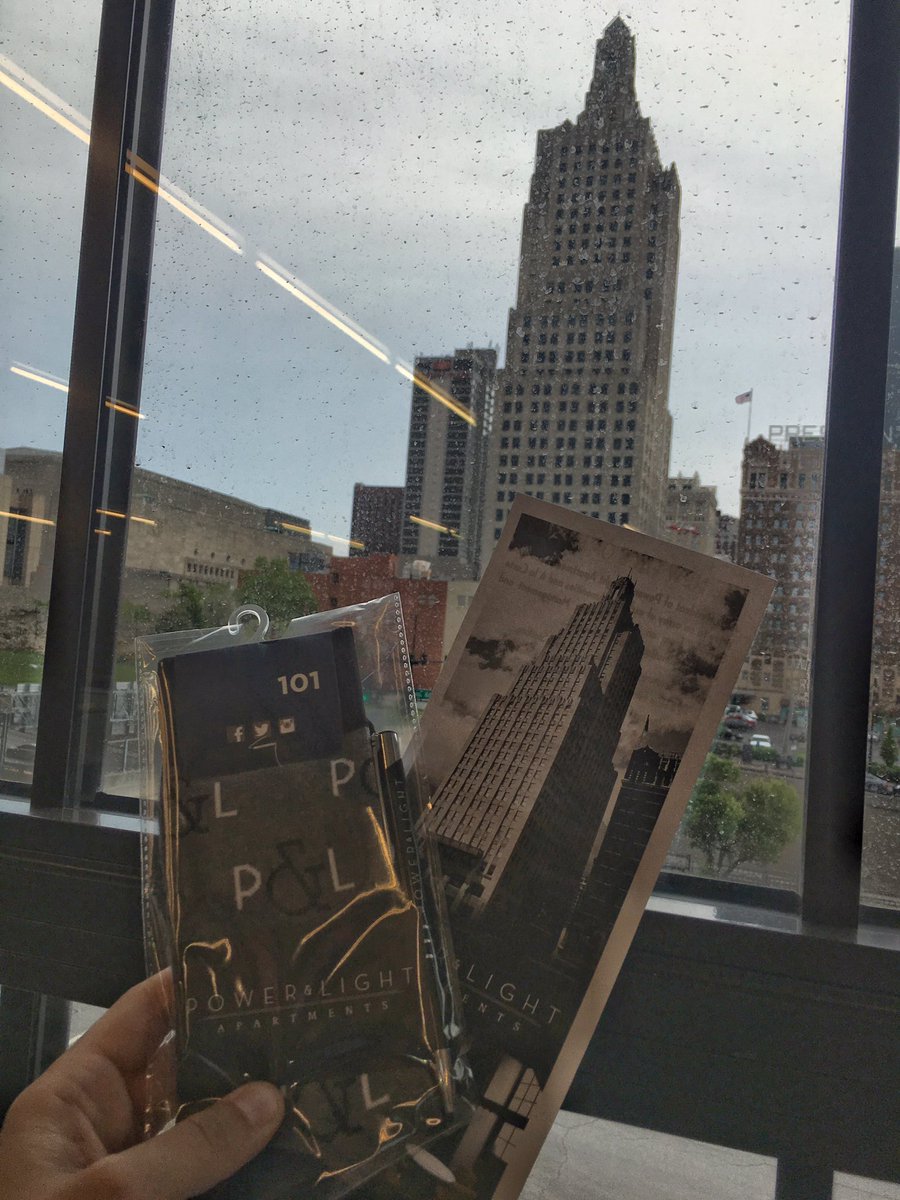 livekc's tweet photo. Love this welcoming gift from @PandLBuilding. We can't wait for you to open!! @TheSock101's were a nice touch. https://t.co/q7KycjppQw