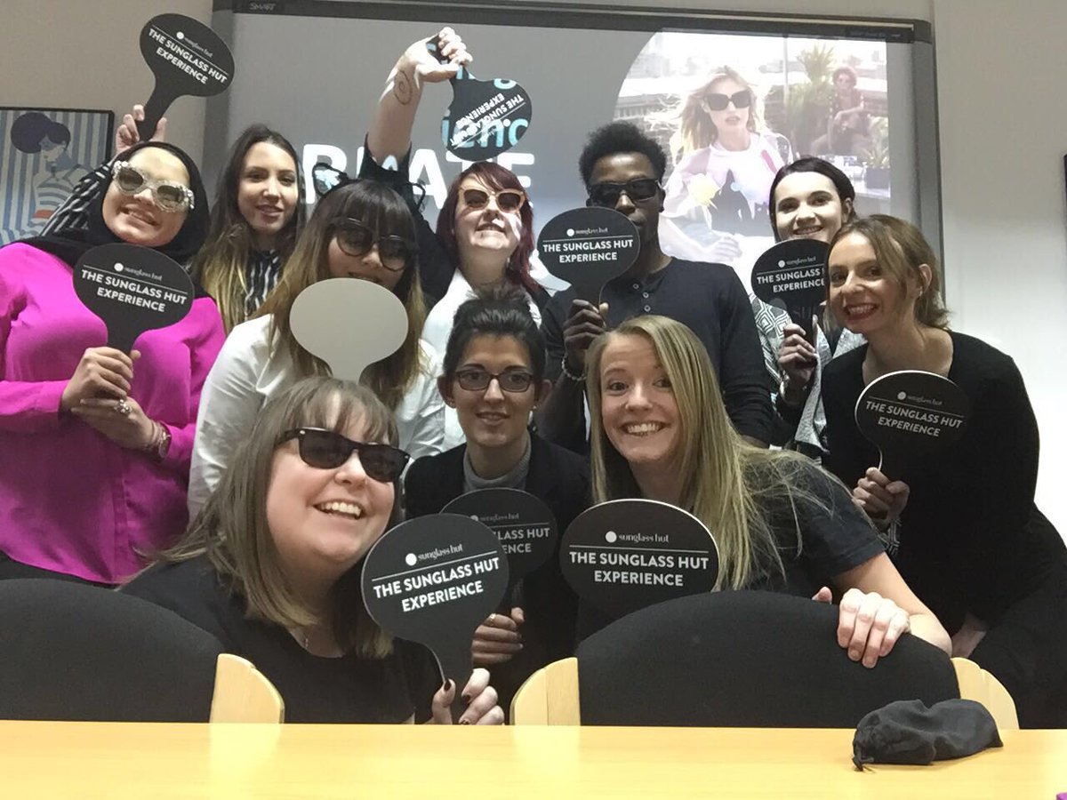irishleanne's tweet photo. #sghexperience in Bristol @RosDeans @Nhalseylux @RebeccaCWood @yaelkafa @SGHJDunaway https://t.co/Uzg8jIsSmG