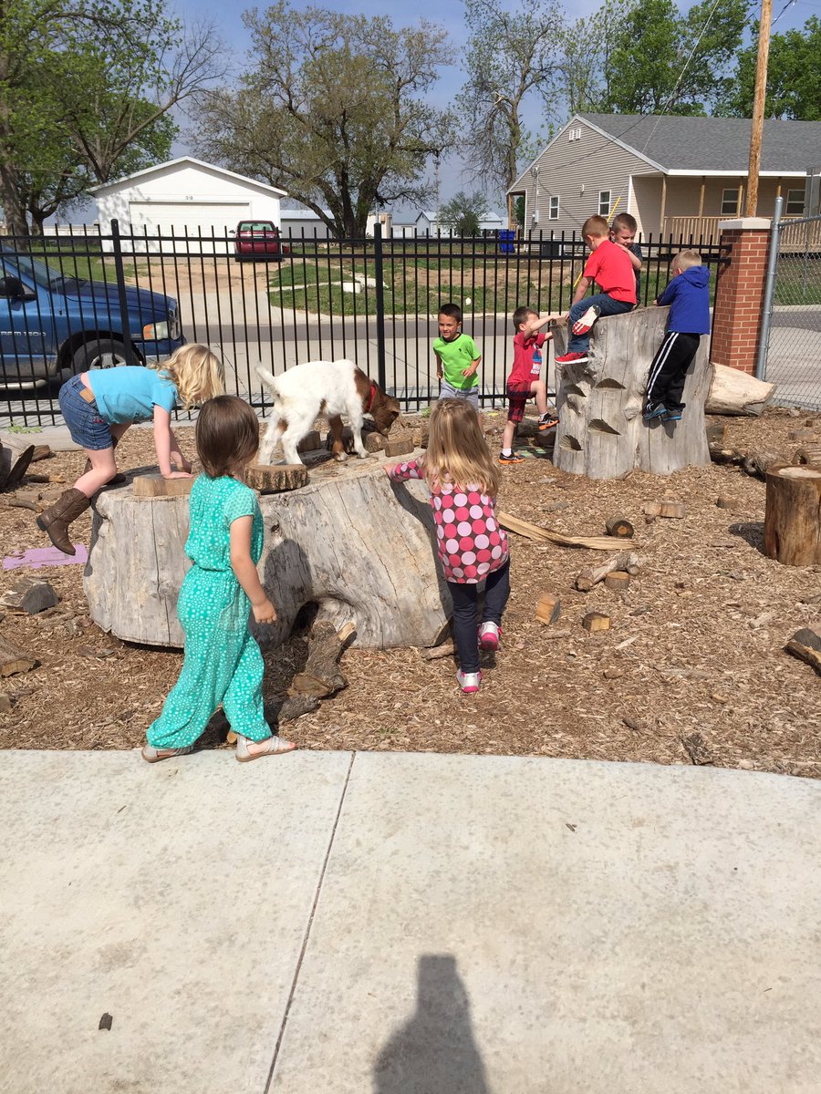 InmanSchools's tweet image. Special visitor today  #prek #animallearning #prek  via @jcaseprek