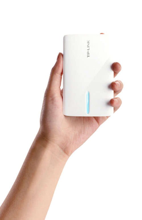 E' un Router 3G/4G portatile da viaggio con batteria integrata da 2000mAH e velocità Wireless fino a 150Mbps