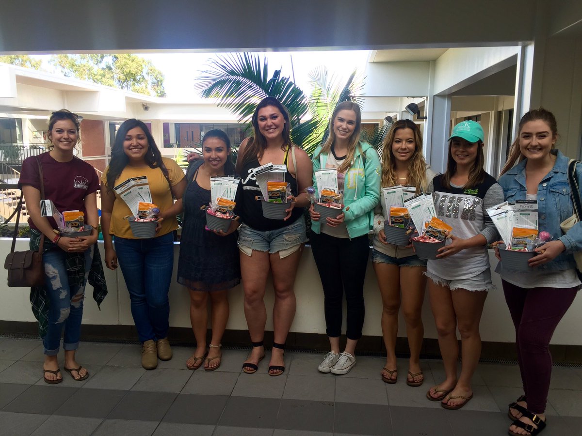 We had such a great last meeting yesterday with our lovely Panhellenic Delegates! 🌟💕