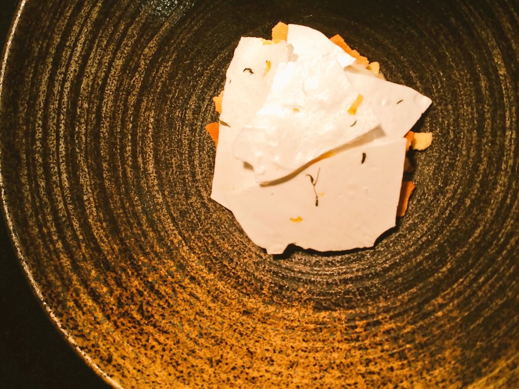 Chef_CurtisS's tweet image. Our not so lemon meringue pie. Vanilla sable, thyme, creme fraiche. @QuillMCR @brennan3_sam #springinfullswing