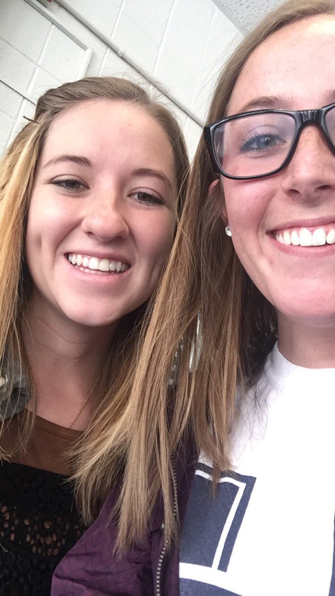 katielizprice's tweet photo. @kelliesheets I ❤️ your dimples #warmthoughts https://t.co/IRNWlmitIy