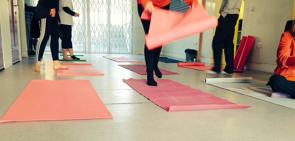 pezzativity's tweet photo. Time for another awesome @KulaRoots community #Yoga session in #Brixton! Such a weekly highlight! Get involved! 🙏 https://t.co/OUM7FSxGPI