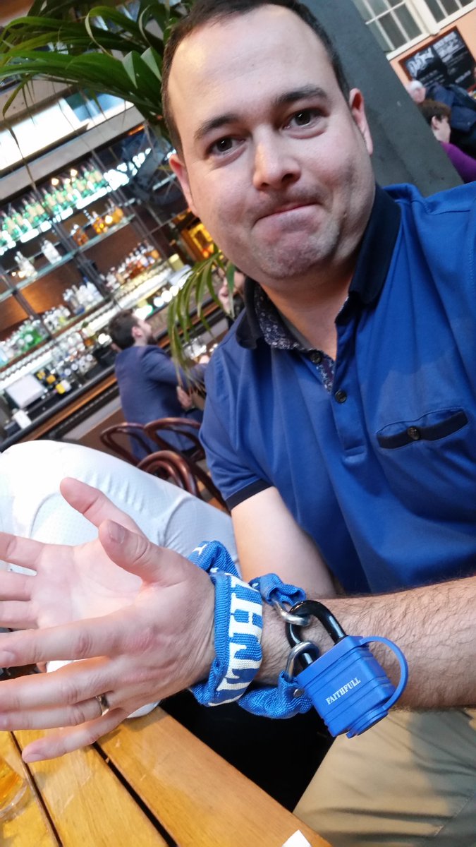NickAtDell's tweet photo. @PT_MirusIT  @EannaODAtDell #bondagefreaks https://t.co/v9Xqu2TVOQ