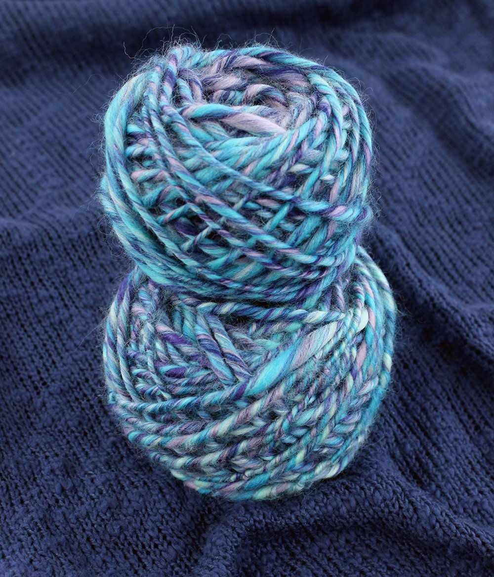 Finally got some photos of the first yarn I successfully spun on my drop spindle! gleefulthings.com/blog/?p=9510