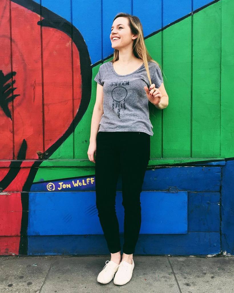 alecogrady's tweet image. 👋🏻👋🏻 // It's been fun exploring LA with you! Love you. 
#murals #muralsofla #thecreatorcla… ift.tt/1SygXu2