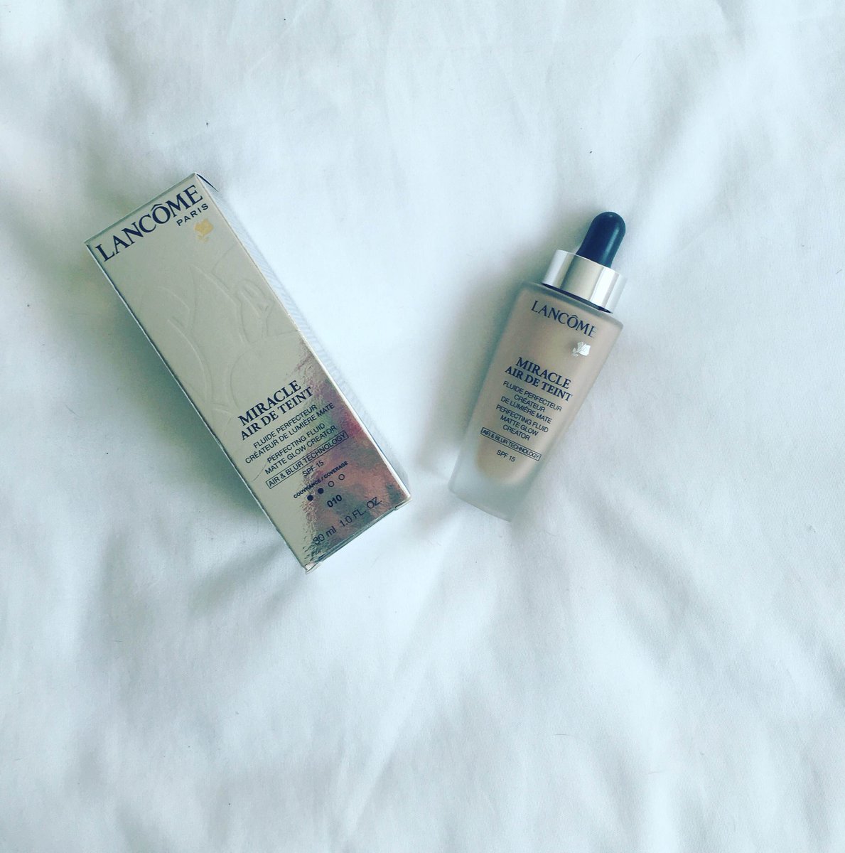 Ms_Route_Beauty's tweet photo. Did you cacth my @LancomeUK Miracle Air De Teint foundation reveiw ? link in bio @BBlogRT https://t.co/w38ejPQCYZ