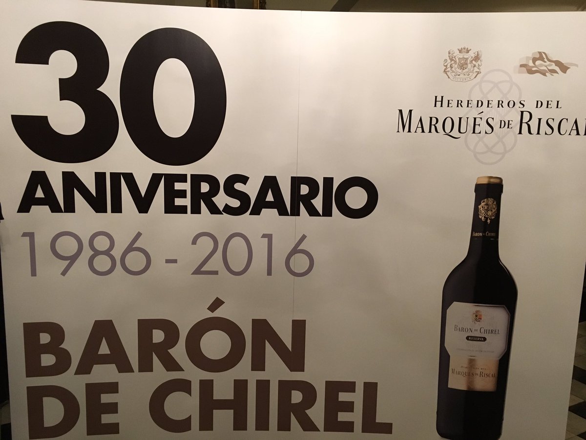 marquesderiscal's tweet photo. Esta noche celebramos en #Barcelona  los 30 años de la primera añada de Barón de Chirel, 1986, #ExperienciaRiscal https://t.co/3GAIO2NmdE