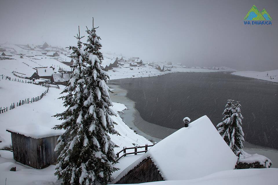 Bosna'ya Nisan'da kar yağar :) Uygun fiyatlı turlar için ercintur.com #ercintur #bosnahersek #balkan #tur