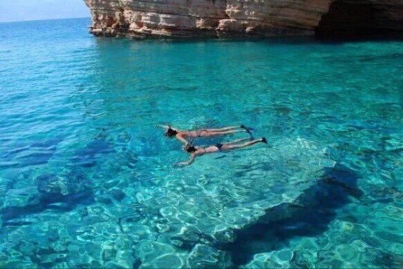 Adventurefull_'s tweet image. I miss the ocean 😭🌊