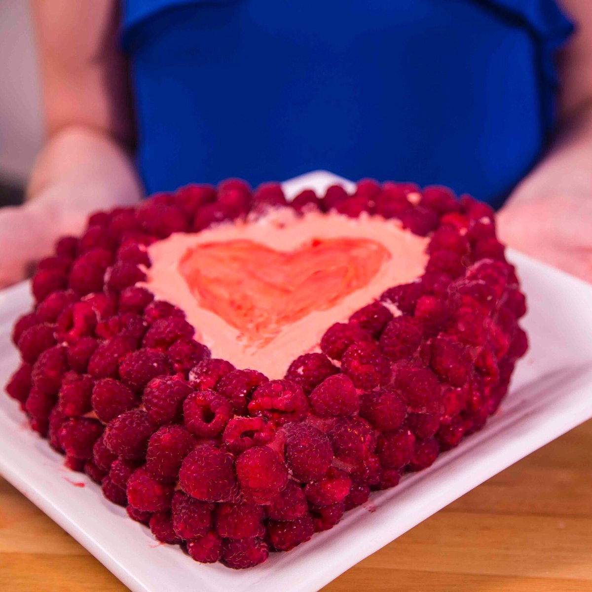 HomeMadeEc's tweet photo. Encuentra en nuestro blog las más ricas recetas para preparar en casa! Qué tal esta deliciosa ChocoFrambuesas 💗 ? https://t.co/MxfaMnL8iW