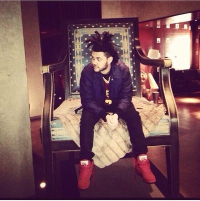 aubziety's tweet photo. #MyFirstRoyalDecree All shall bow down to King Tesfaye. https://t.co/7748eFJ9vX