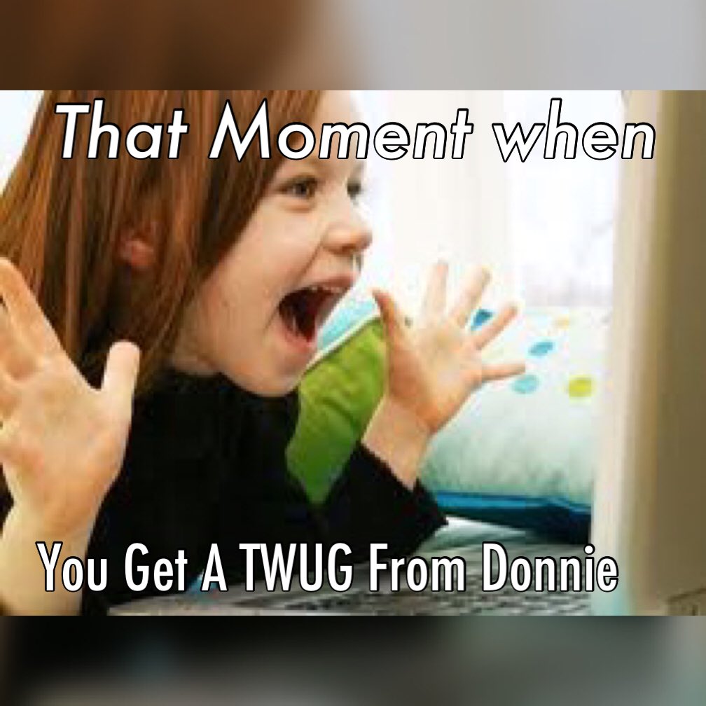 Blockheadgirl23's tweet photo. @DonnieWahlberg @hdreed78 #DoubleTWUG. 🙏🙋🙋 https://t.co/mQfRllt8p7
