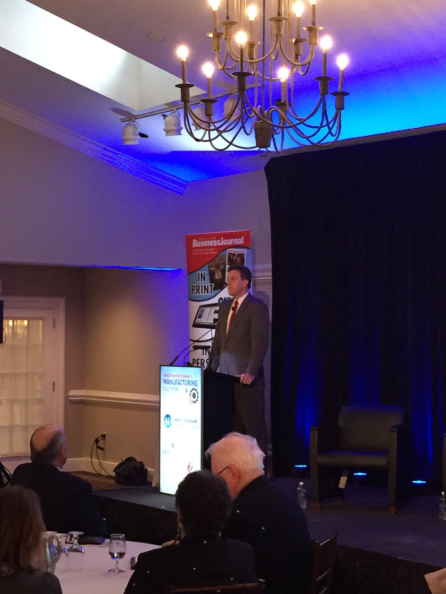MassMEP's tweet photo. @JayAshEOHED #workforcedevelopment #opportunitiesforall #manufacturingexcellenceaward  @WBJournal @MAC_WIC https://t.co/tPKLgGSEn2