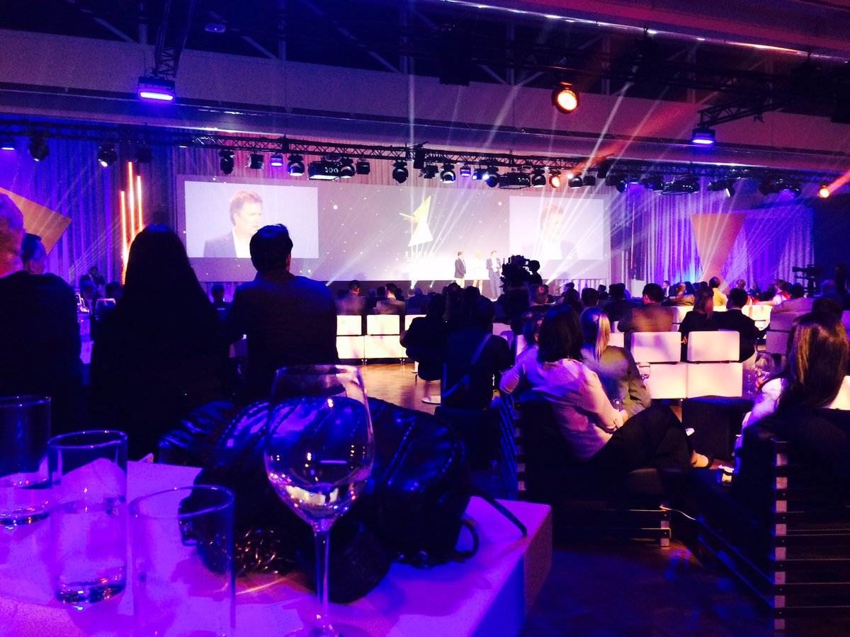 KittyLaSonnette's tweet photo. Feste Feiern goes #XaverAward! #livecom at its absolute best in Switzerland #eventprofs https://t.co/PTnj84OWAQ