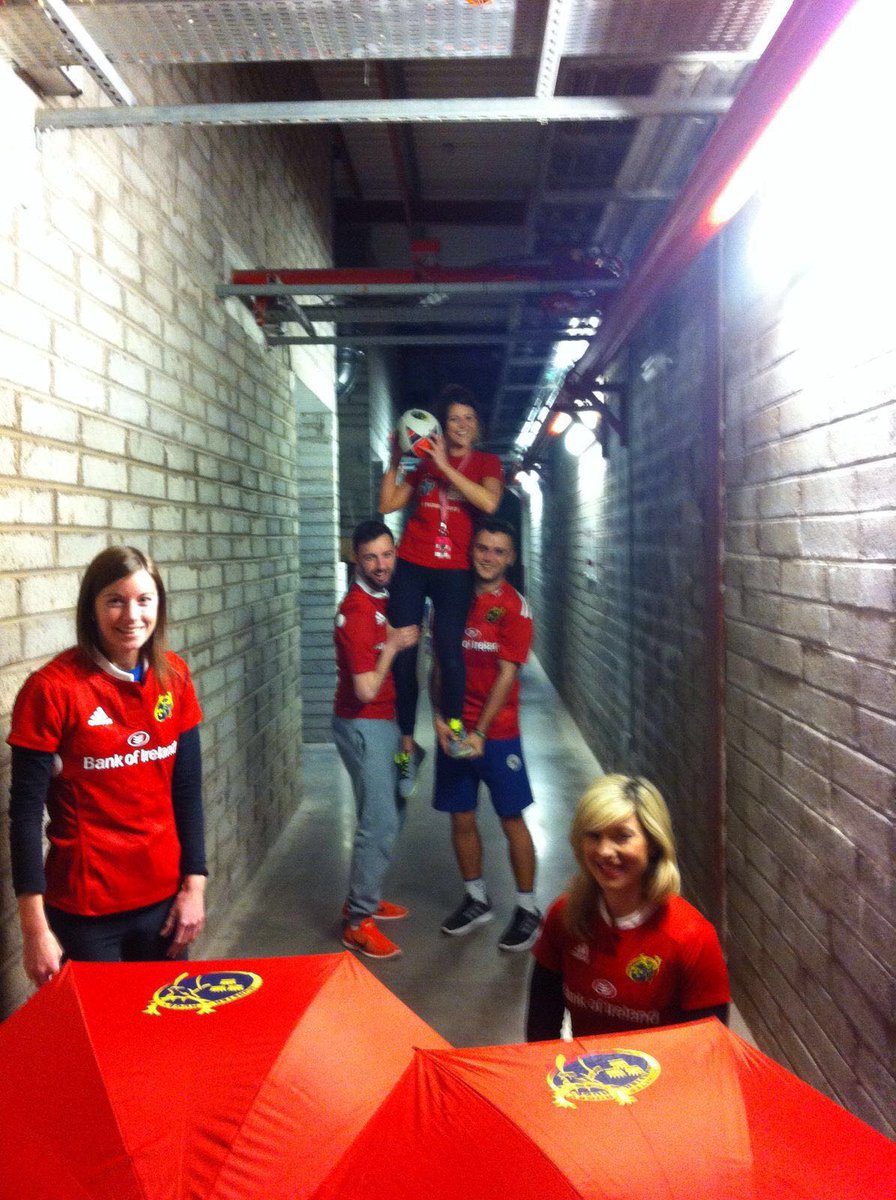TeamMahon's tweet photo. Showing our #MunsterRugby support. Shows yours in store @lifestylesports #Mahonpoint and get 20% off Munster rugby https://t.co/0QewoW5VdJ