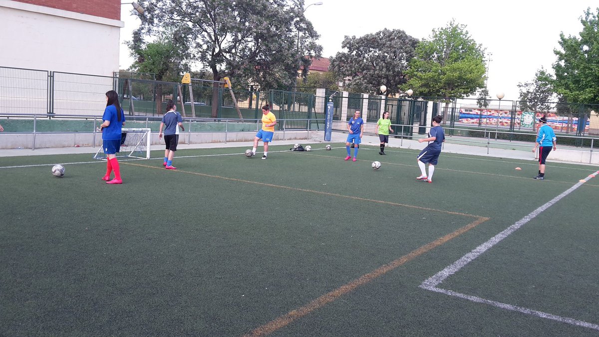 Tornada al treball xa entrar ja en la recta final de la temporada! #amuntblavetes