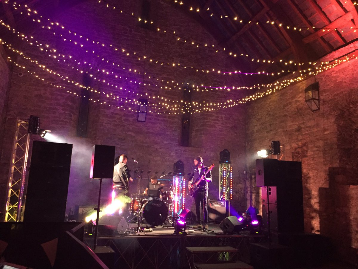 Clockwork_Audio's tweet photo. A bit of live music to demo our range of KV2 equipment! @KV2Audio #Torbay #clockworkaudio https://t.co/KZtdA9Zp5p