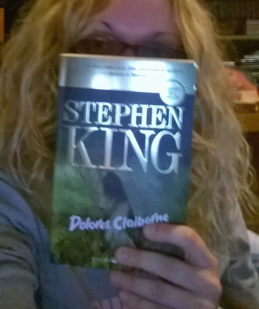 maggievale's tweet photo. Al circolo dei lettori stasera non si parlerà d'altro se non e solo di "Dolores Claiborne" di #StephenKing 📚 #DCKing https://t.co/K9yXJL1ETB