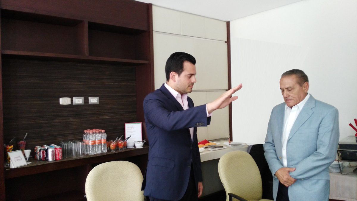 LNBPoficial's tweet photo. #ENTÉRATE Llega una visión fresca de cara a los nuevos retos; la @LNBPoficial con nuevo Presidente, @SergioGanem https://t.co/OsXLMWWbss