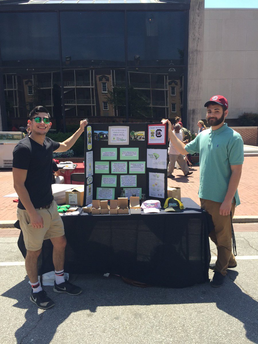 Bio4EDU's tweet photo. Check out or stand on Greene Street at #EarthJam2016, win some swag and paint the trailer!! https://t.co/oO4VaykkvF