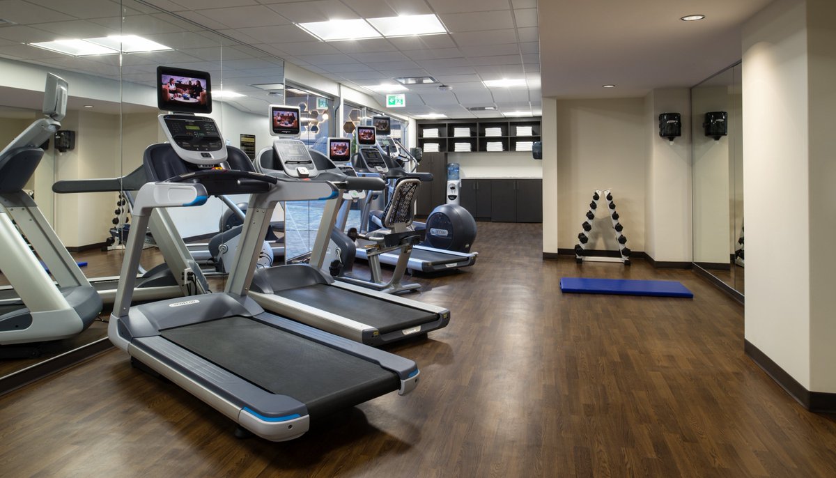 Keep in shape with our newly renovated gym or come check out our lounge, if that's more your speed. :) #motivation