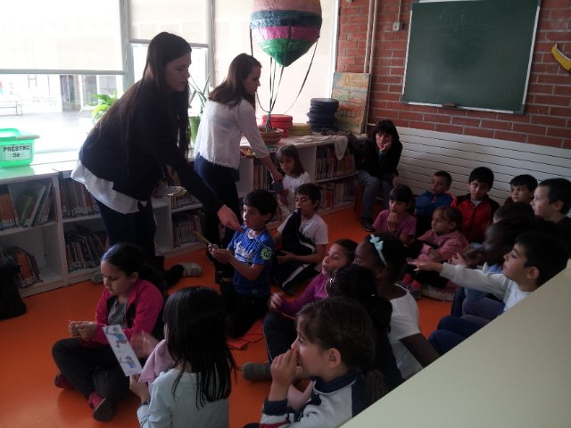 LaSalleManlleu's tweet image. La Marató de contes al Pompeu Fabra #projectefaig #ApS #4teso