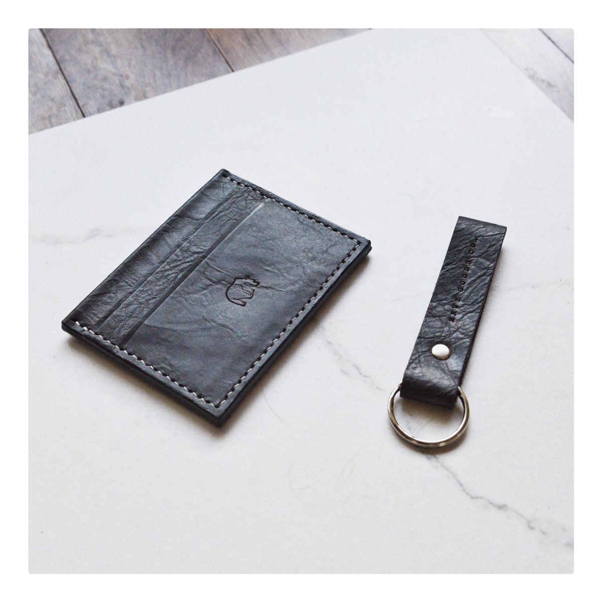 New Distressed Brown 5 Pocket Cardholders. Free Key Tab with every cardholder purchase. #edc #everydaycarry