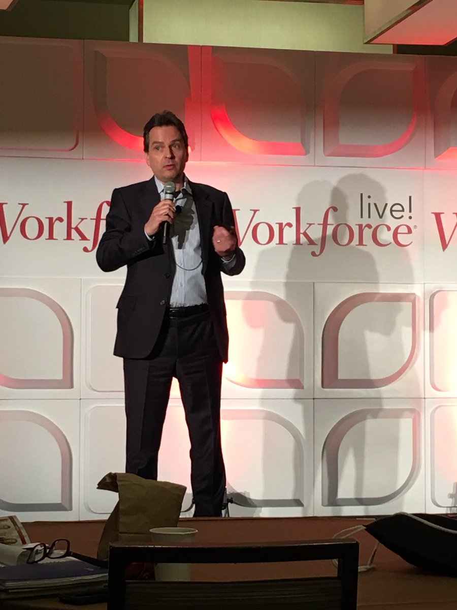 AgtInEngagement's tweet photo. "Managers create environments" @MasterCard mantra  #WFlive16 Thanks to David Deacon https://t.co/DoXQYjM2wi