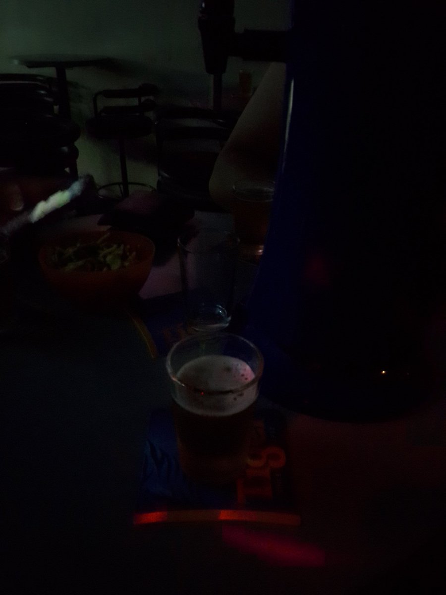 VettelTCY's tweet photo. Late night chill with the bros. https://t.co/4AXvFVh4hO