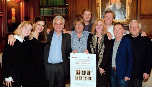 DrCarolHomden's tweet image. With the crew of #Spatchcocked! Thank you @THEBruceMcKay &amp;amp; #SimonRussellBeale for supporting @Coram #charitytuesday