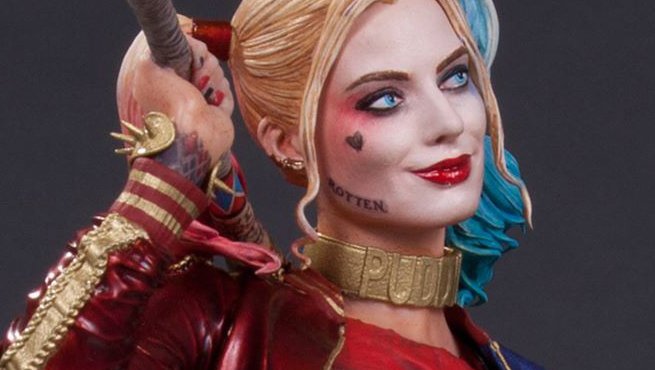 Get an up-close look at that Harley Quinn statue from summer's blockbuster, SUICIDE SQUAD: bit.ly/1SoNDIA
