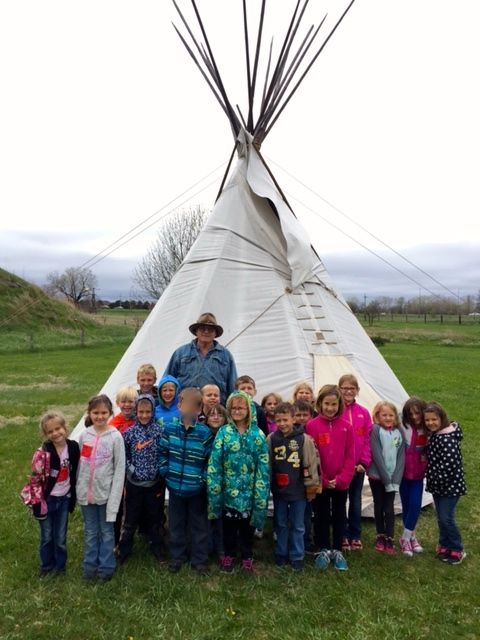 We had a great time learning about the Pawnee yesterday! @StuhrMuseum #aurorahuskies