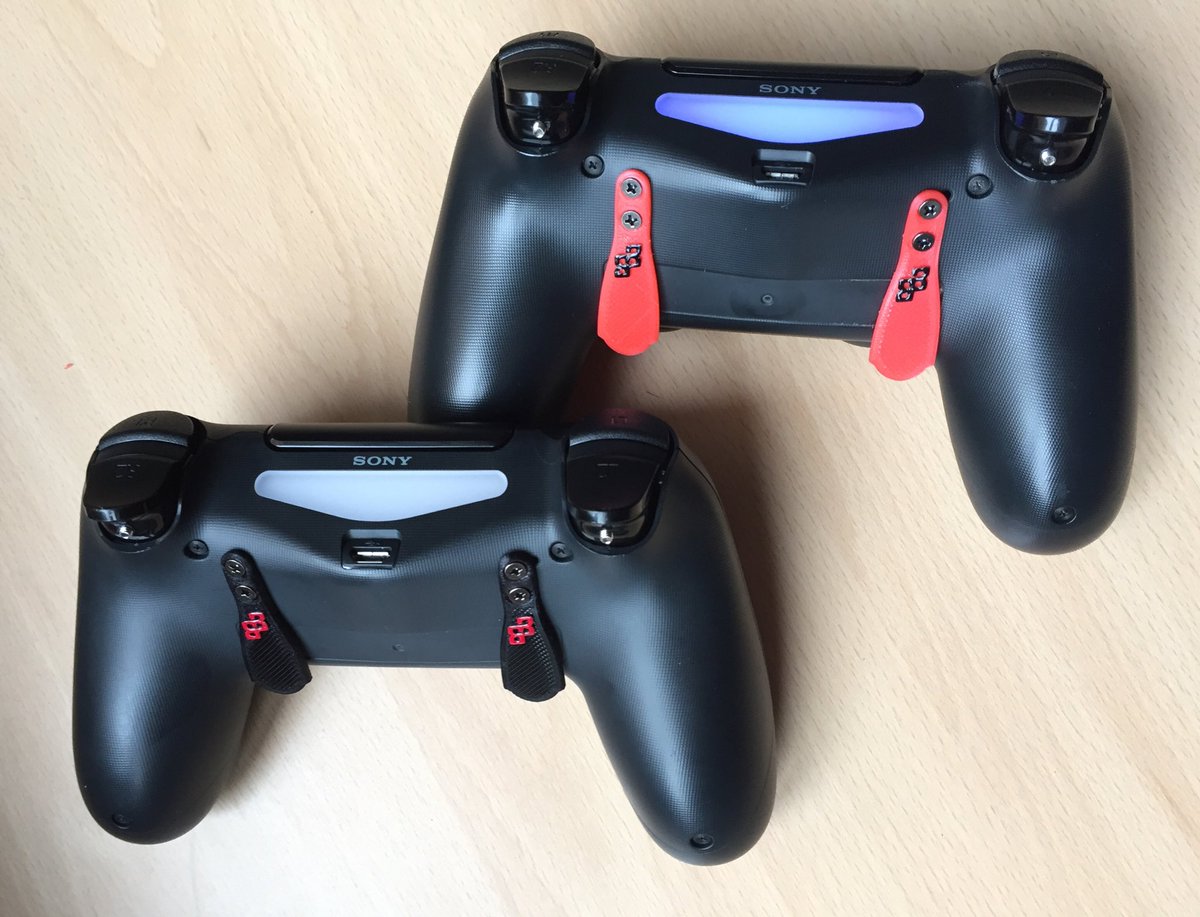 bAssBareK's tweet photo. Los opuestos se atraen!!! 😉🎮 https://t.co/leFL8rz1Dq