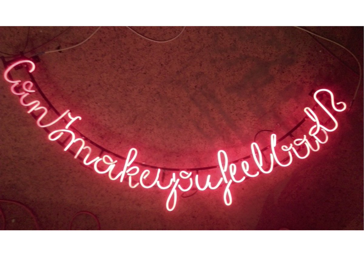 _letrangere's tweet image. 