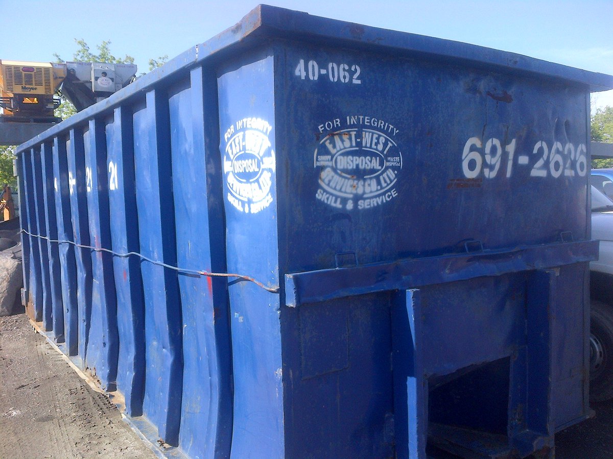 eastwestservice's tweet photo. 40 yard #disposalbin for big #constructionwaste #toronto https://t.co/cDJYcqYd3U