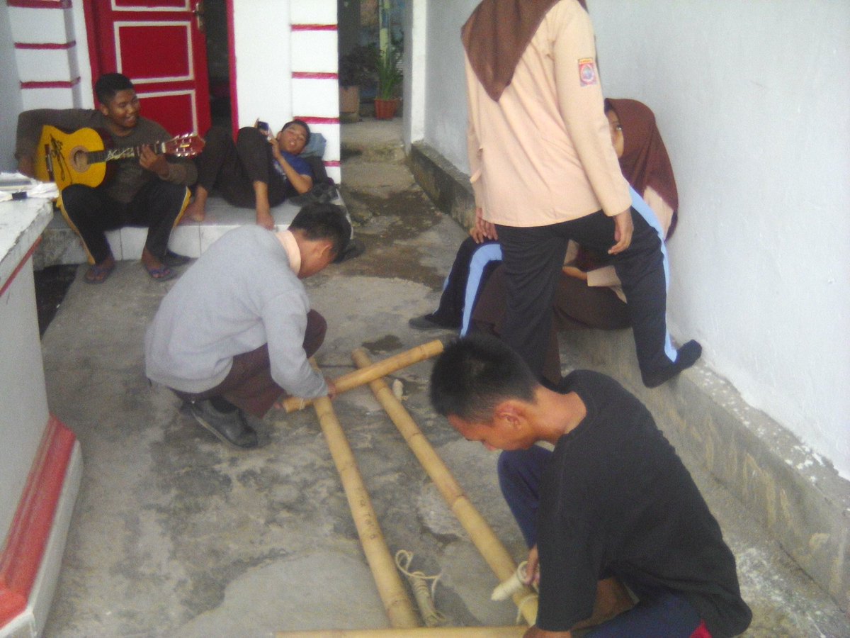 PMR SMAN 04 MAKASSAR tweet media