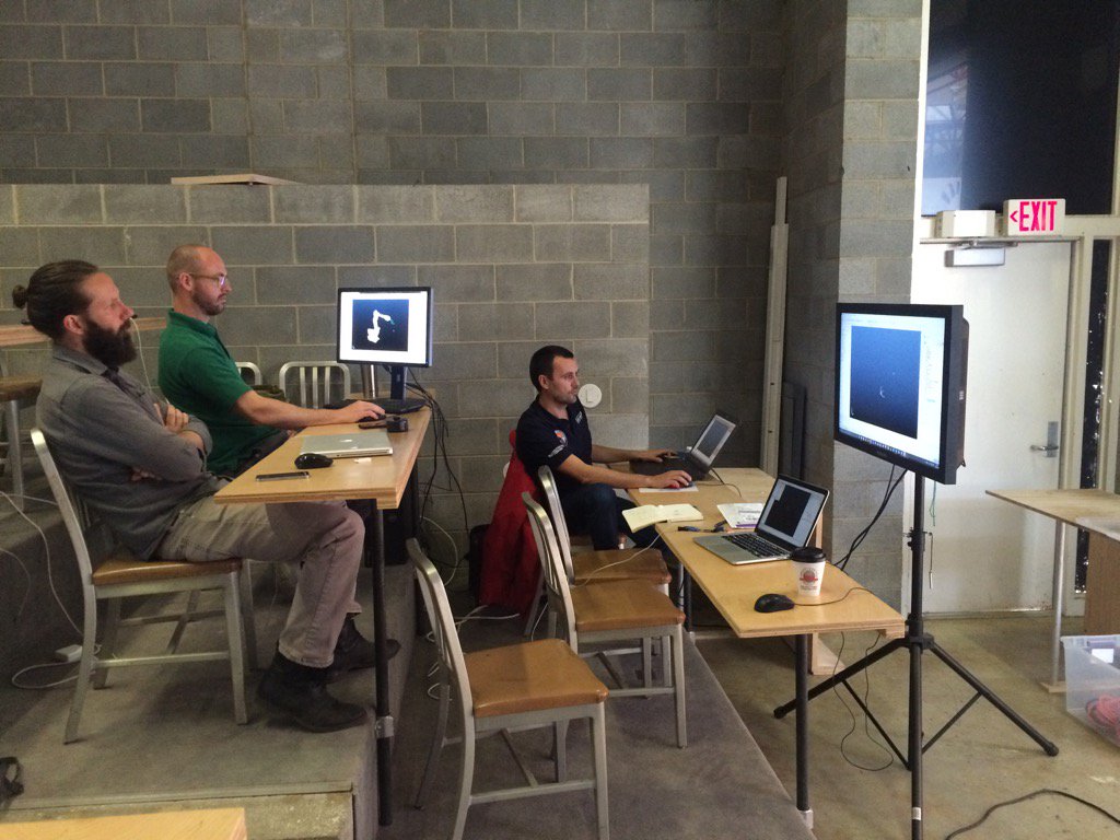 IamNathanKing's tweet photo. @autodesk #delcam Powermill Robot training @VT_CDR @BUILDSpc https://t.co/5tfhxDV0yc