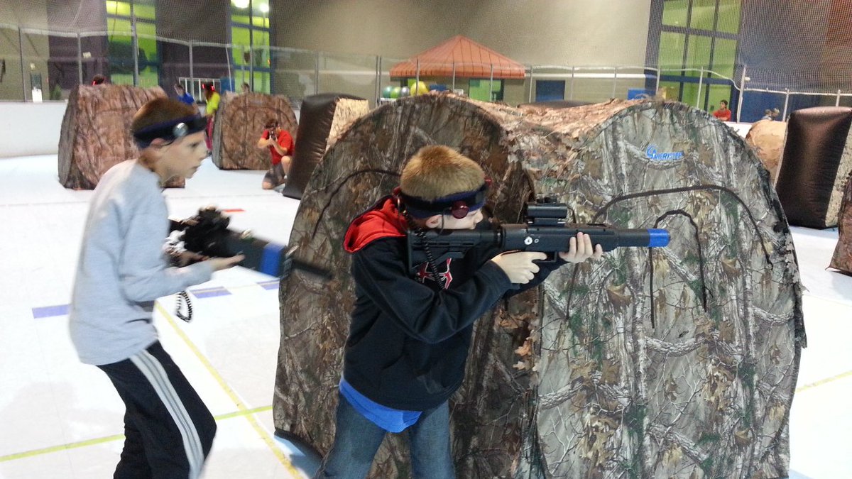 KombatTag's tweet photo. Your team's battlefield experience. #lasertag #kombattag #teambuildingtuesday https://t.co/iGDyrhQGz6
