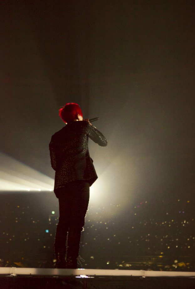 mintgreyy's tweet photo. 'last beautiful show' :(( .. thank you. thank you. thank you . thank you for everything 10000000x https://t.co/kPo1Hbepfa