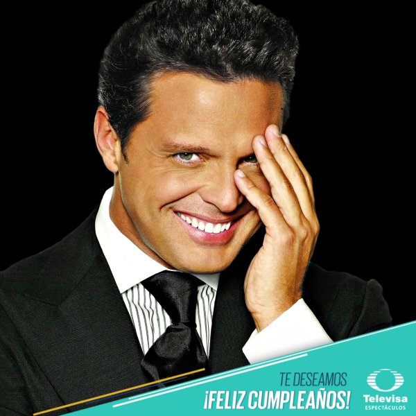 TvsEspectaculos's tweet image. Hoy, 19 de abril es cumpleaños de "El Sol", Luis Miguel. ¡Mil felicidades!