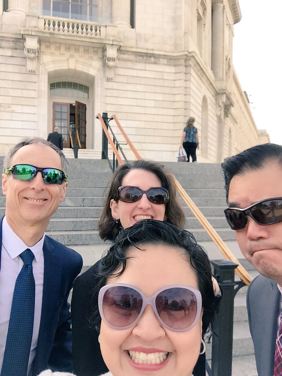 DrMicheQ's tweet image. The future is bright @cafp_familydocs @aafp #FMRevolution #FMCC2016