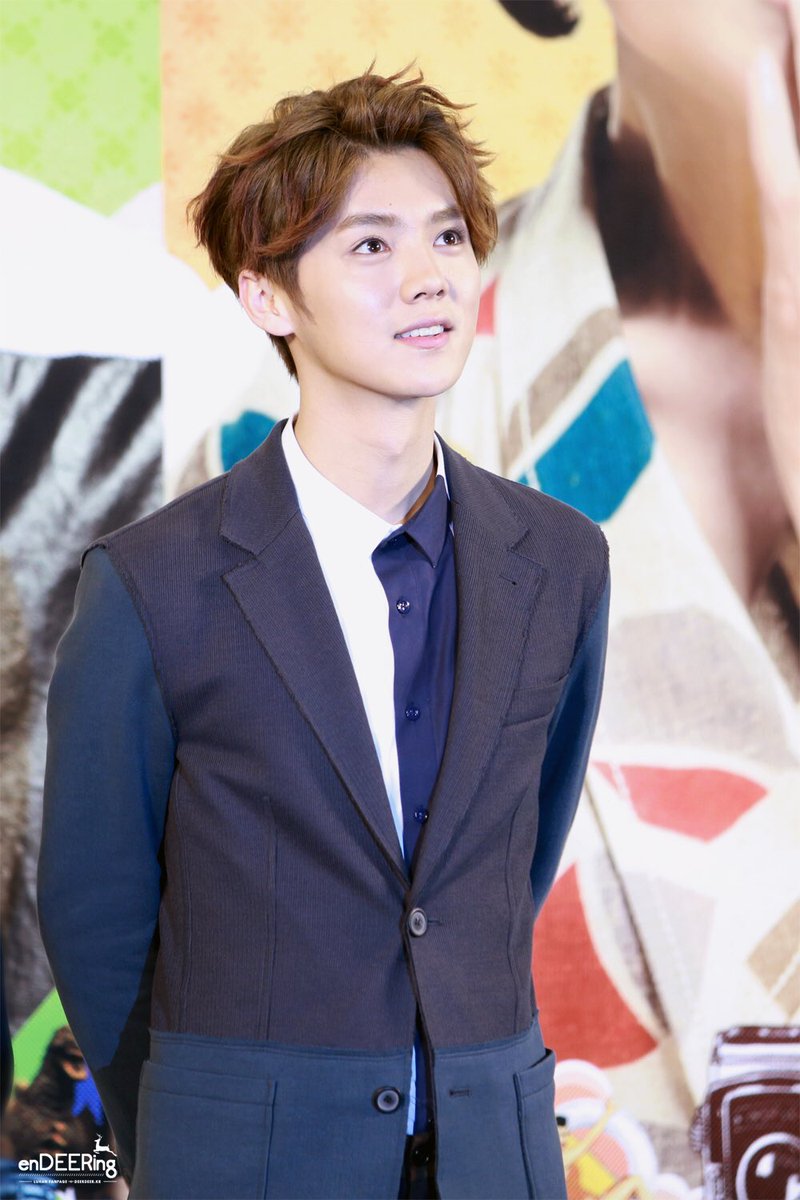 endeering0420's tweet photo. 앞으로도 오래보고 항상 응원할께. 정말정말 생일축하해❤️ #HappyLuhanDay #LuHan0420HappyBirthday https://t.co/9iPrvNnWuC