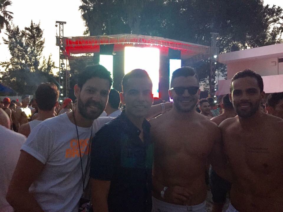 botiquindestilo's tweet photo. Oigan ya están listos para la #Poolparty del año? La de @BreakerParty 07/05/16 info @CastellanosVio @EnGuadalajara https://t.co/ClToEmqhkj