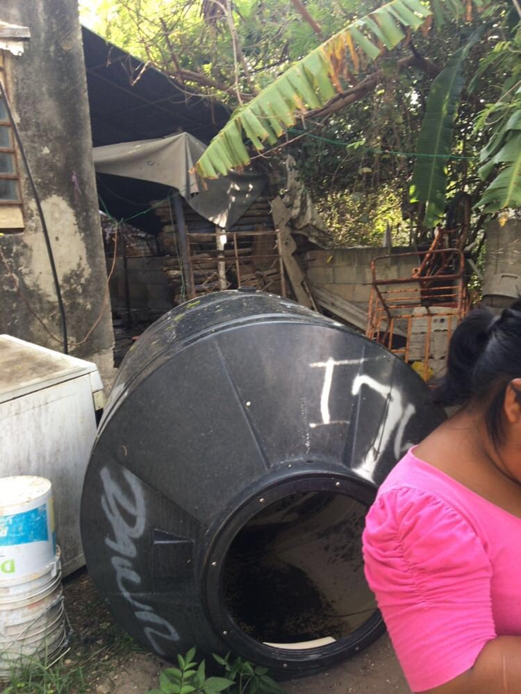 REDDHH1's tweet photo. "@MarcrixNoticias: #Cancún Reporte el hallazgo hombre muerto en humilde vivienda #R237,
https://t.co/cxfcaKamCj"
#QRooSolidario @difqroo 👀